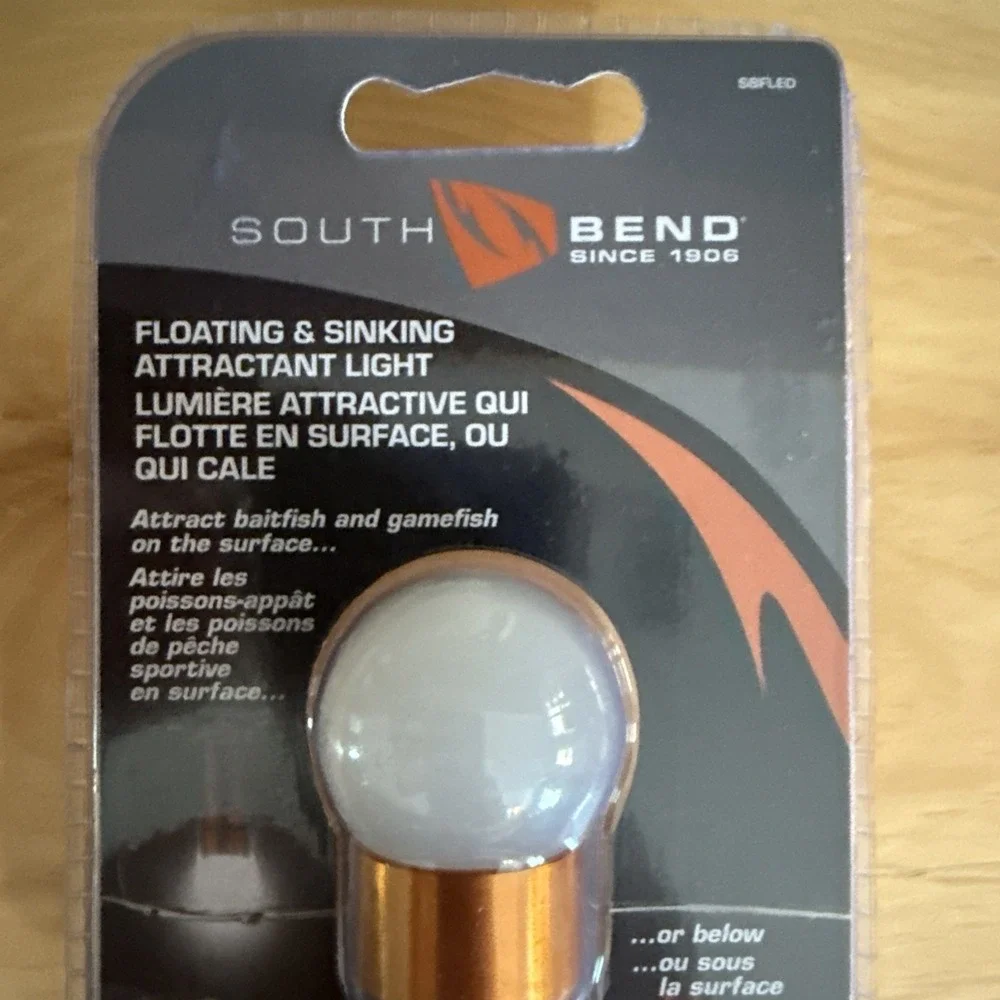 New South Bend Floating &‎ Sinking Fish Attracting Light Attract Bait Fishing